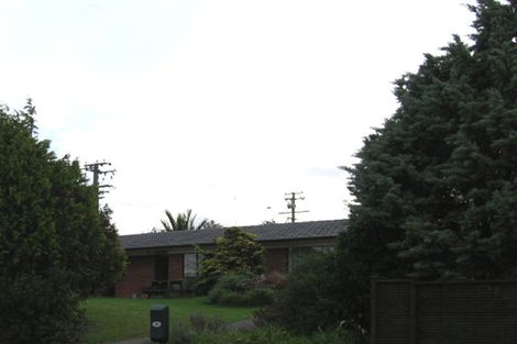 Photo of property in 2 Realm Place, Massey, Auckland, 0614