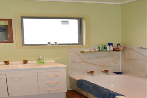 Photo of property in 54 Kea Street, Piopio, 3912