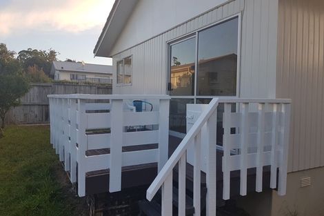 Photo of property in 2/47 Moire Road, Massey, Auckland, 0614