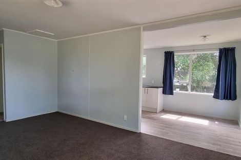 Photo of property in 30 Hyperion Drive, Randwick Park, Auckland, 2105
