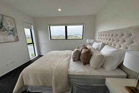 Photo of property in 4 Kaitiaki Drive, Clarks Beach, 2122