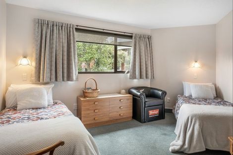 Photo of property in 6 Seaview Crescent, Picton, 7220