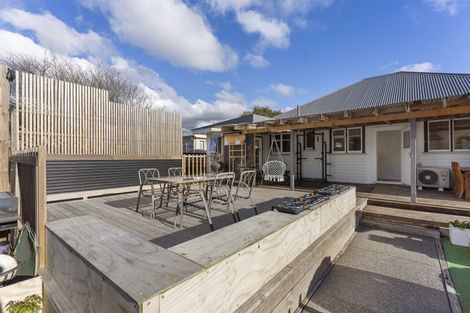 Photo of property in 9 Montgomery Street, Levin, 5510