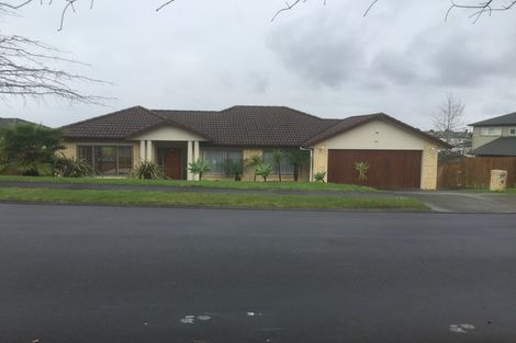 Photo of property in 29 Sapperton Drive, Henderson, Auckland, 0612