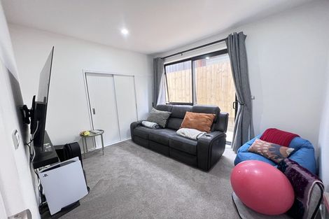 Photo of property in 7 Desalt Drive, Hobsonville, Auckland, 0616