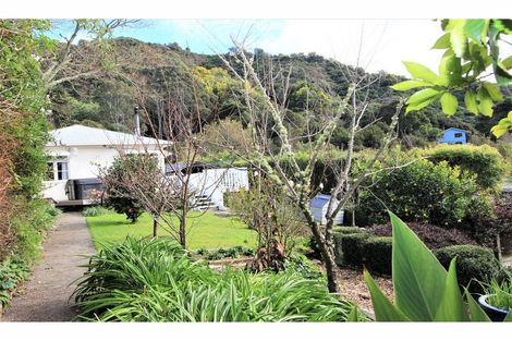 Photo of property in 21 Main Road, Havelock, 7100