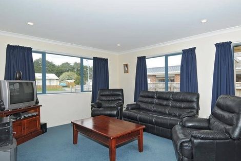 Photo of property in 17 Phar Lap Grove, Trentham, Upper Hutt, 5018