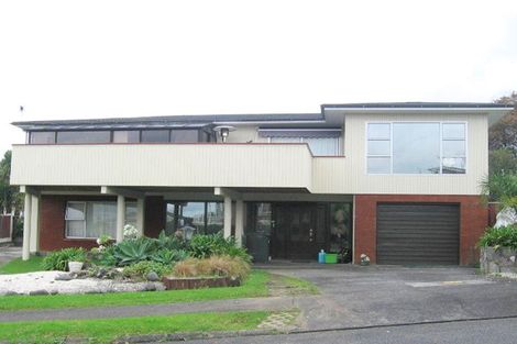 Photo of property in 21 Treeway, Sunnyhills, Auckland, 2010