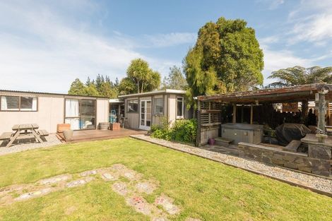 Photo of property in 1 Bird Lane, Wakefield, 7025