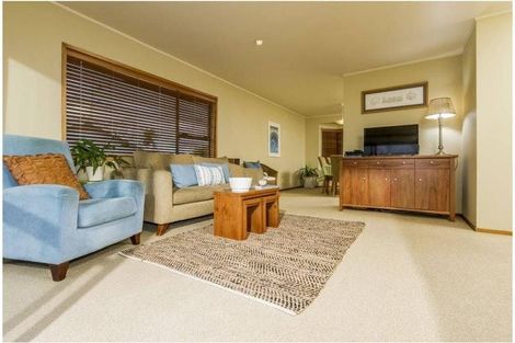 Photo of property in 3/48 Bayswater Avenue, Bayswater, Auckland, 0622