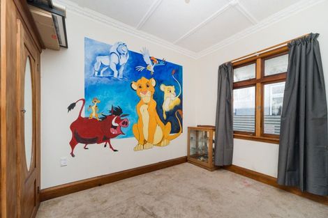 Photo of property in 161 Featherston Street, Takaro, Palmerston North, 4410