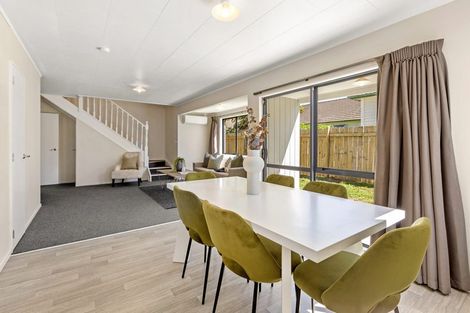 Photo of property in 17 Joshua Lane, Hamilton East, Hamilton, 3216