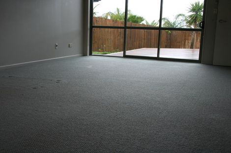 Photo of property in 29 Sapperton Drive, Henderson, Auckland, 0612