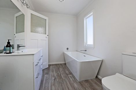 Photo of property in 1014 Maraekakaho Road, Raureka, Hastings, 4120