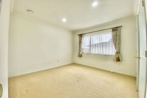 Photo of property in 14 Franshell Crescent, East Tamaki, Auckland, 2013