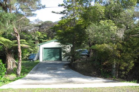 Photo of property in 693 Huia Road, Parau, Auckland, 0604