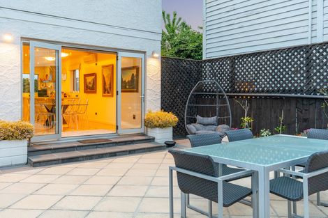 Photo of property in 138 London Street, Dunedin Central, Dunedin, 9016