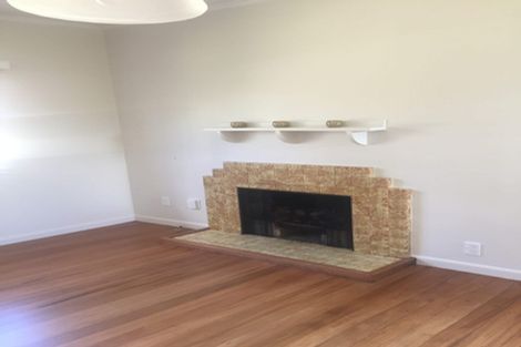 Photo of property in 2/32 Nihill Crescent, Mission Bay, Auckland, 1071