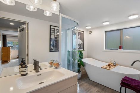 Photo of property in 5 Marina Drive, Frankton, Queenstown, 9300