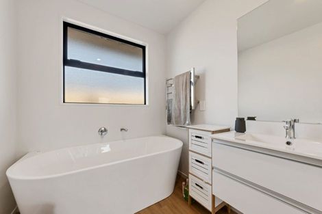 Photo of property in 2/178 Hendersons Road, Hoon Hay, Christchurch, 8025