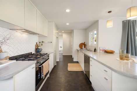 Photo of property in 24 Banbury Crescent, Fairfield, Hamilton, 3214