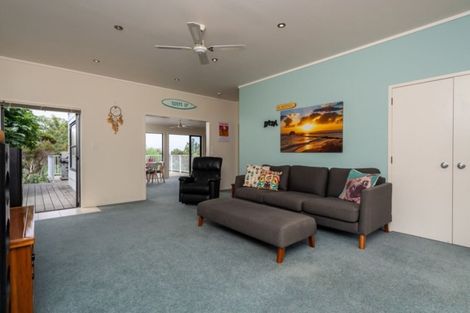 Photo of property in 8 Taranui Place, Mangawhai Heads, Mangawhai, 0505