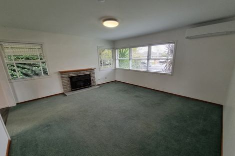 Photo of property in 6 Hereford Street, Te Atatu Peninsula, Auckland, 0610