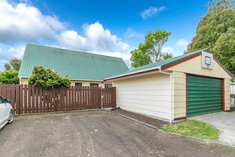 Photo of property in 9 Caulfield Green, Nawton, Hamilton, 3200