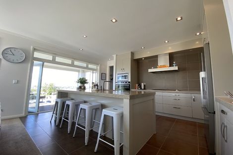 Photo of property in 9 Castor Bay Road, Castor Bay, Auckland, 0620