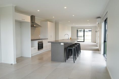 Photo of property in 27 Te Wharo Drive, Papamoa, 3118