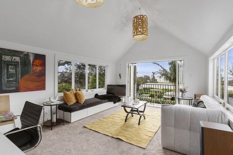 Photo of property in 34 Edgars Road, Westmere, Auckland, 1022