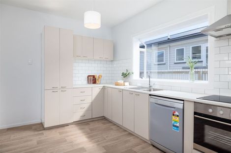 Photo of property in 16 Rawson Street, New Brighton, Christchurch, 8083