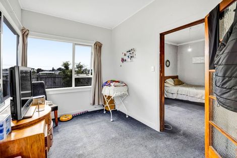 Photo of property in 21 Middlesex Street, Patea, 4520