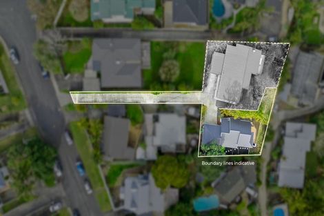 Photo of property in 2/21 Tobruk Crescent, Milford, Auckland, 0620