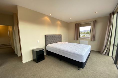 Photo of property in 42 Rere Road, Lake Hayes, Queenstown, 9304