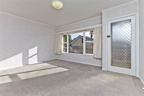 Photo of property in 2/17 Saltburn Road, Milford, Auckland, 0620