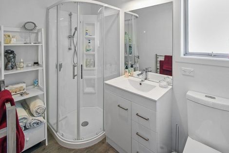 Photo of property in 2b Sandown Avenue, Himatangi Beach, Foxton, 4891