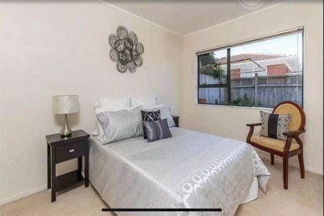 Photo of property in 2/26 Inverness Road, Browns Bay, Auckland, 0630