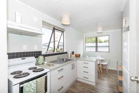 Photo of property in 37a Sunnyside Road, Nawton, Hamilton, 3200