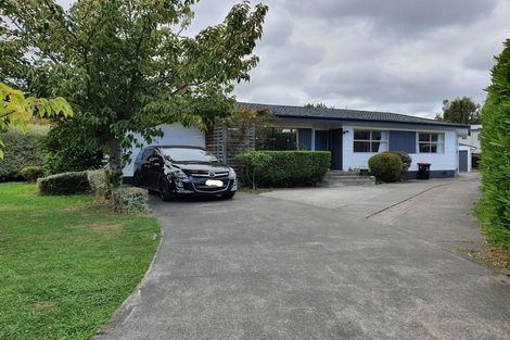 Photo of property in 8 Mangarau Crescent, Havelock North, 4130