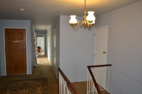 Photo of property in 69 Taharepa Road, Hilltop, Taupo, 3330