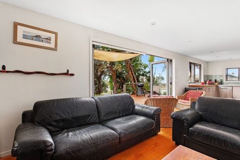 Photo of property in 142 Pohutukawa Avenue, Ohope, 3121