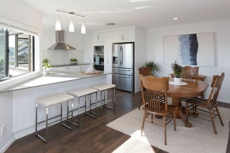 Photo of property in 1 Luana Way, Bucklands Beach, Auckland, 2014