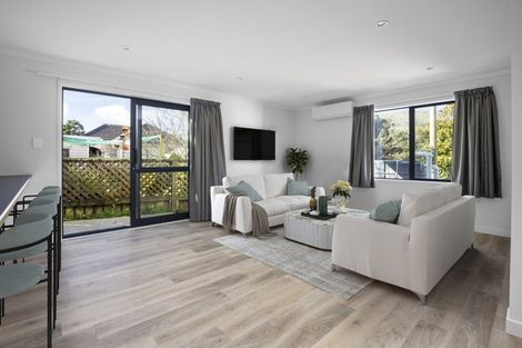 Photo of property in 5 Massey Street, Tawa, Wellington, 5028