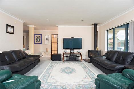 Photo of property in 11 Fahey Avenue, Mount Maunganui, 3116