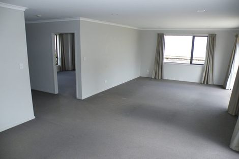 Photo of property in 12 Barwick Place, Stanmore Bay, Whangaparaoa, 0932