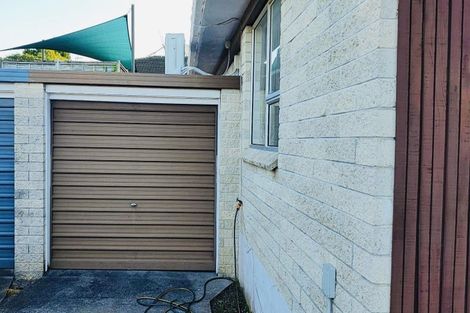 Photo of property in 1/103 Glenmore Road, Sunnyhills, Auckland, 2010