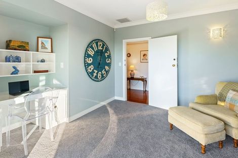 Photo of property in 52-56 Winara Avenue, Waikanae, 5036