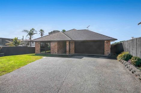 Photo of property in 108 Vipond Road, Stanmore Bay, Whangaparaoa, 0932