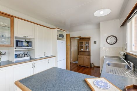 Photo of property in 206a Tukapa Street, Westown, New Plymouth, 4310